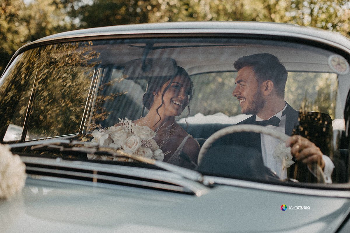 Foto Light Studio- vjencani fotograf - Trebam Fotografa- video1Foto Light Studio- vjencani fotograf - Trebam Fotografa- video1